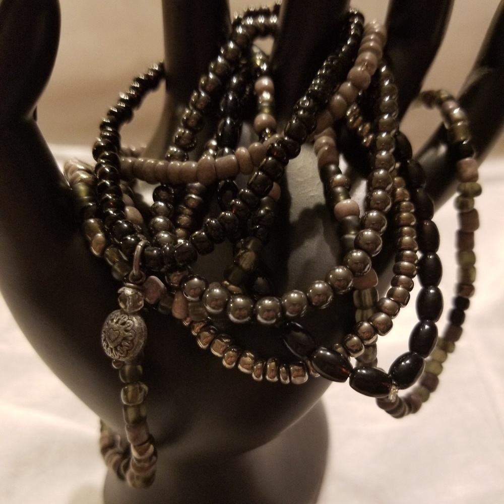 Handmade stretch bracelets - Picture 5 of 5
